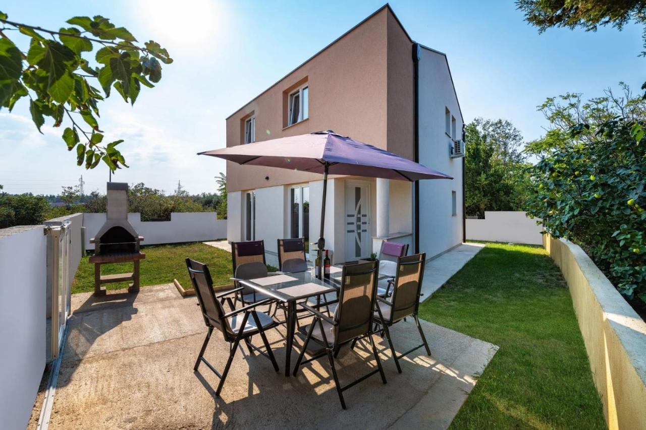 Kuca Za Odmor Natali Villa Nin Exterior photo